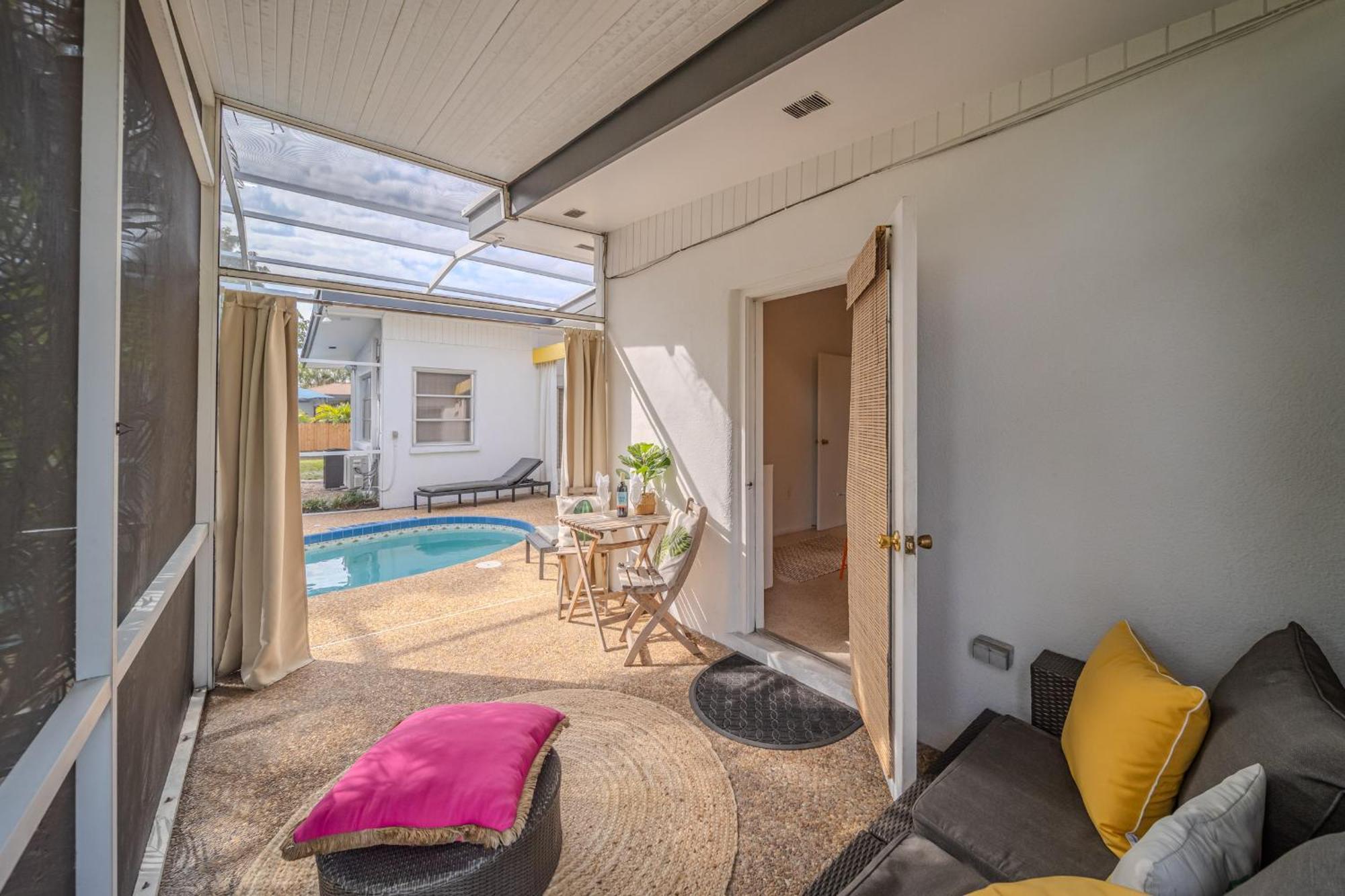 Fantastic Island House 1 Mile To The Beach With Heated Pool Sarasota Buitenkant foto
